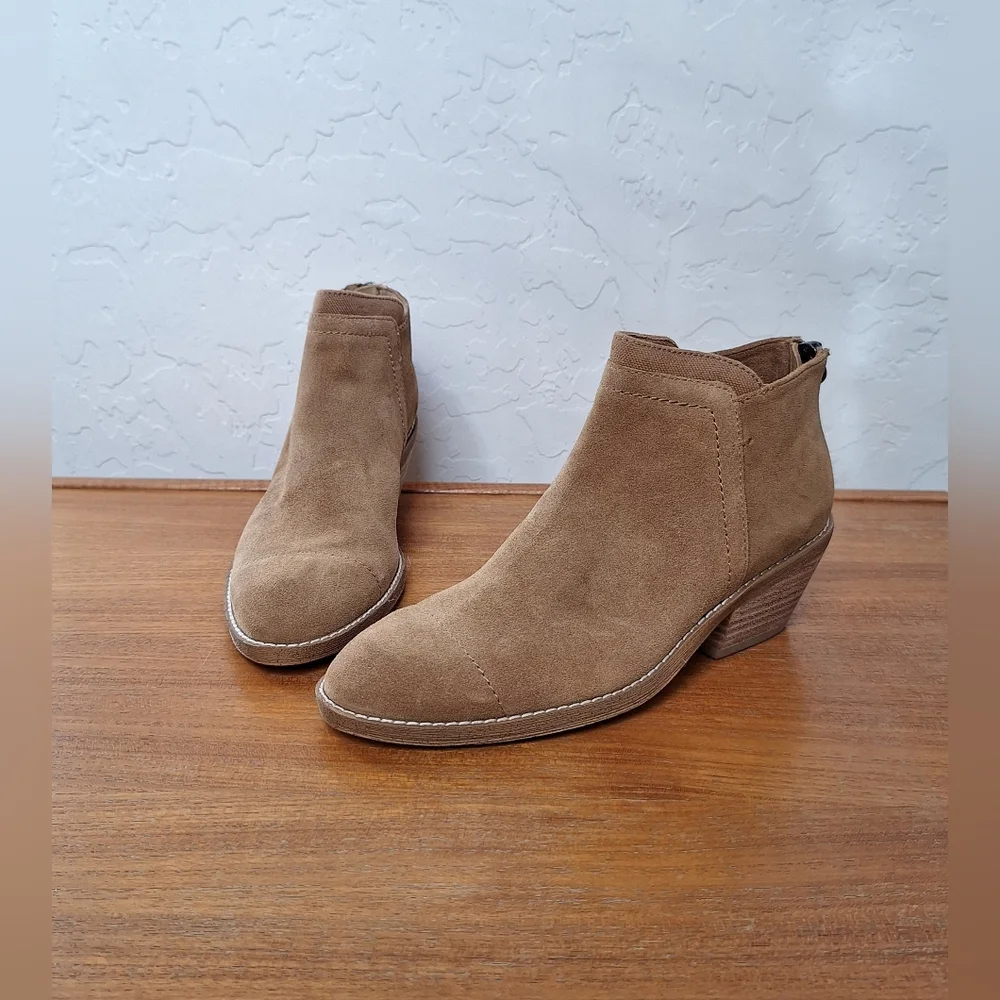 Splendid nwt camel